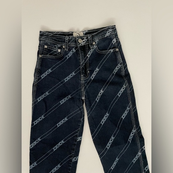 Jordache RINSE DIAGONAL LOGO PRINT VINTAGE CROP 26 straight leg fitted high rise - Picture 3 of 11